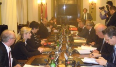 3. april 2013. Članovi Odbora za evropske integracije u razgovoru sa članovima delegacije Odbora za budžet Evropskog parlamenta